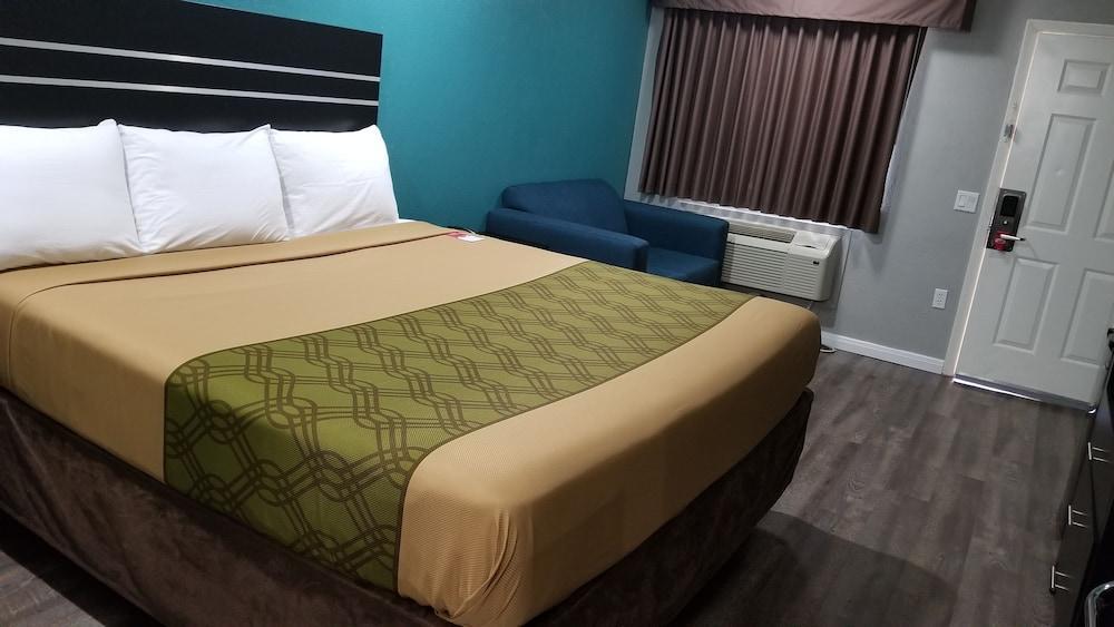 Econo Lodge Houston Brookhollow Dış mekan fotoğraf