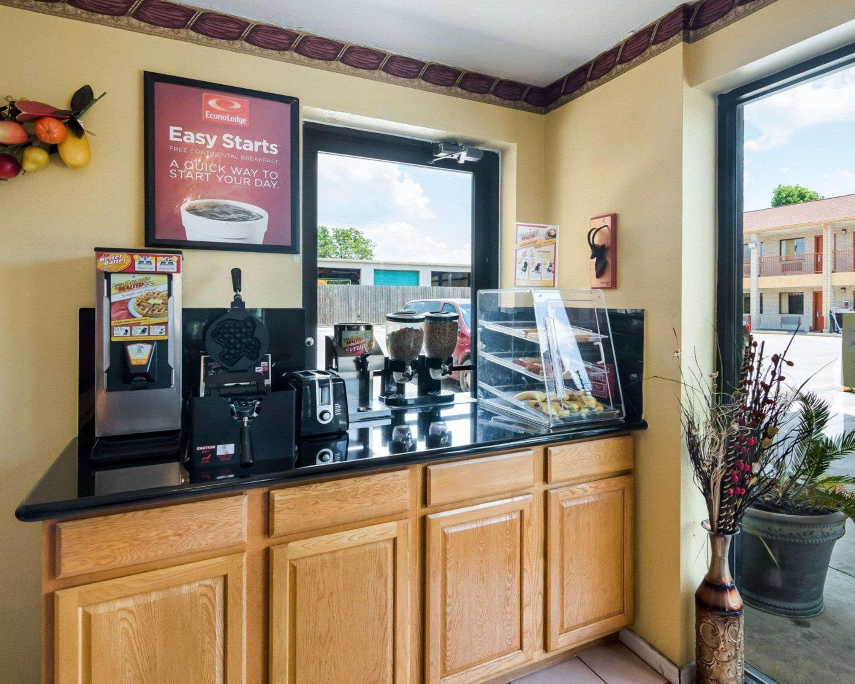 Econo Lodge Houston Brookhollow Dış mekan fotoğraf