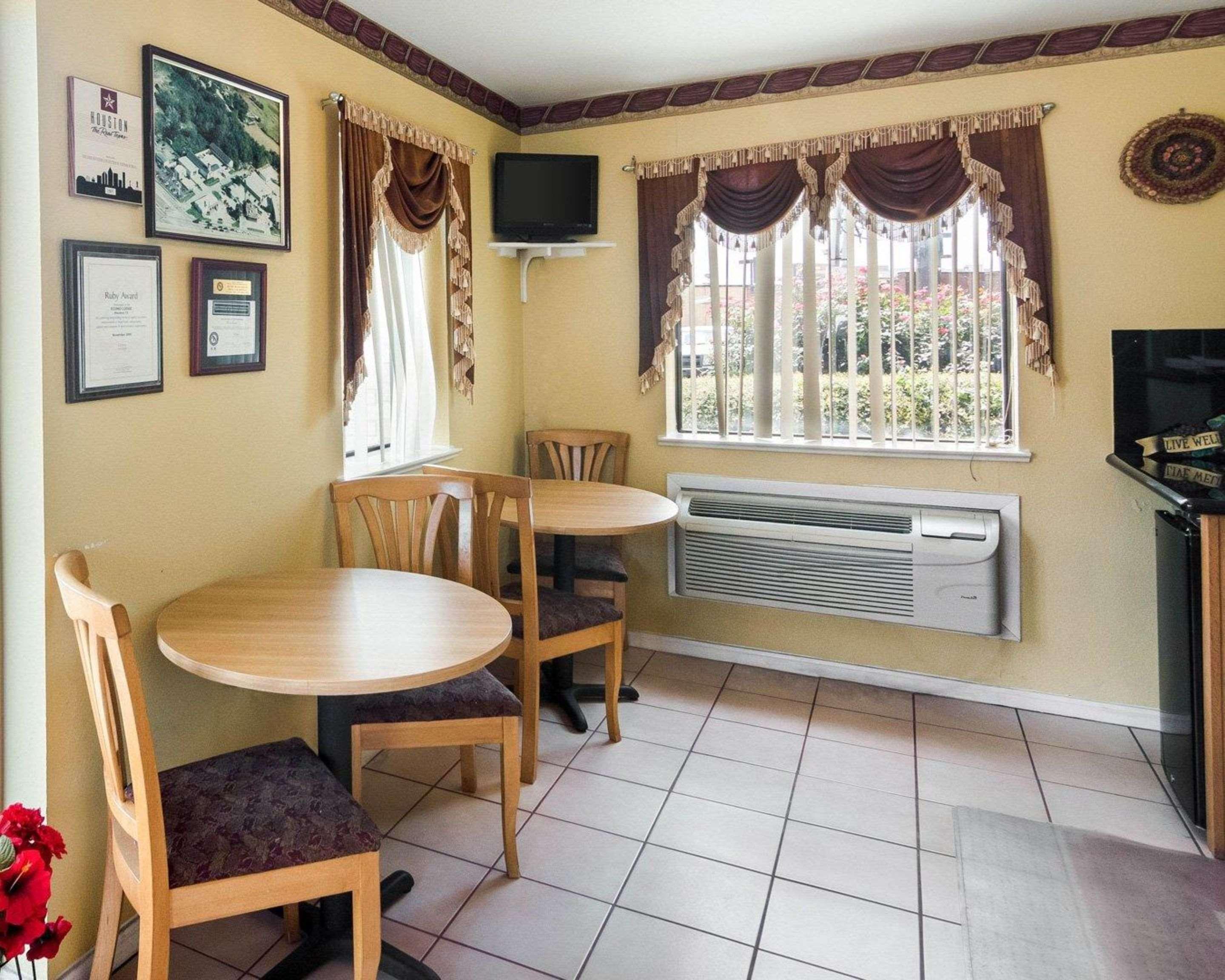 Econo Lodge Houston Brookhollow Dış mekan fotoğraf