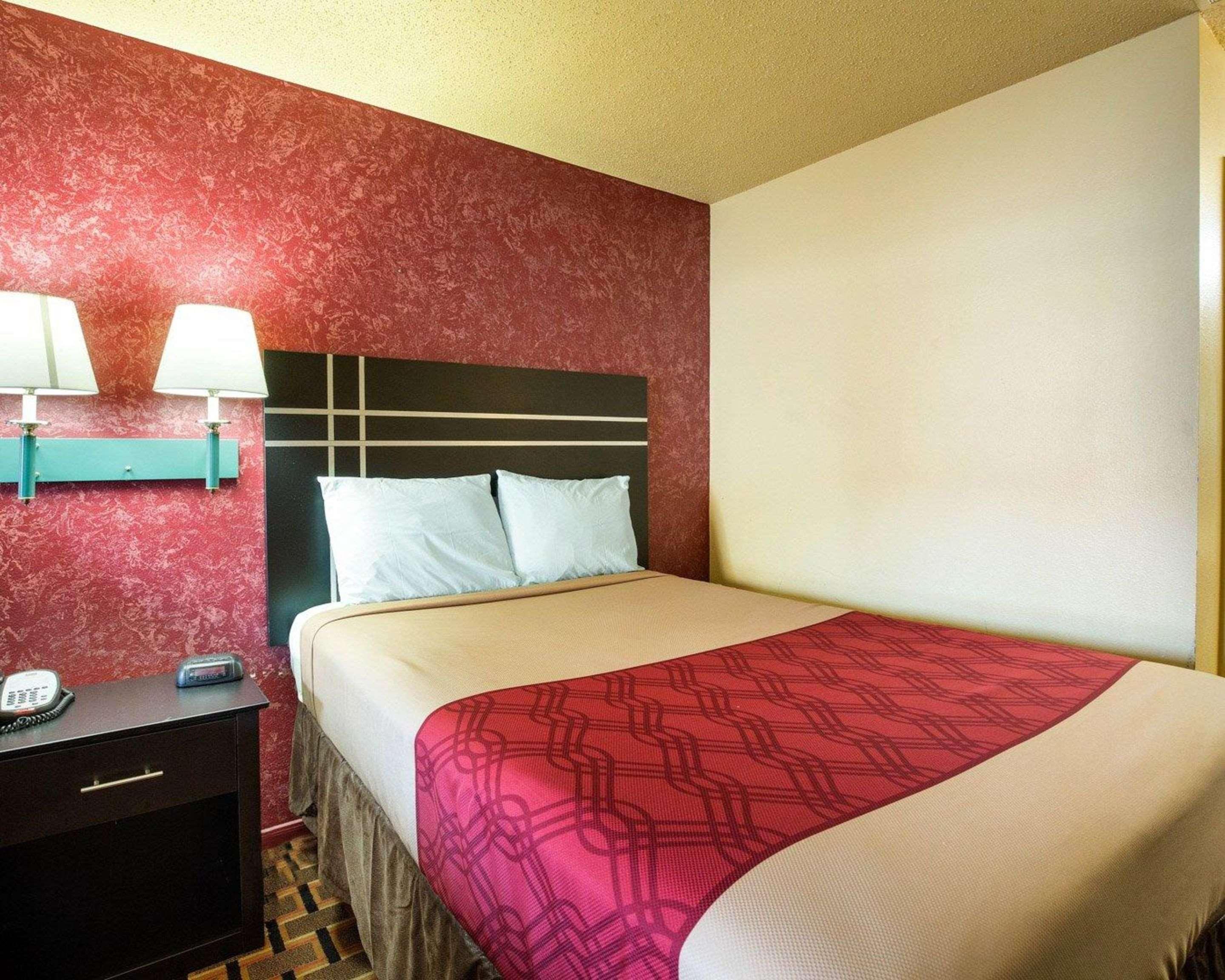 Econo Lodge Houston Brookhollow Dış mekan fotoğraf