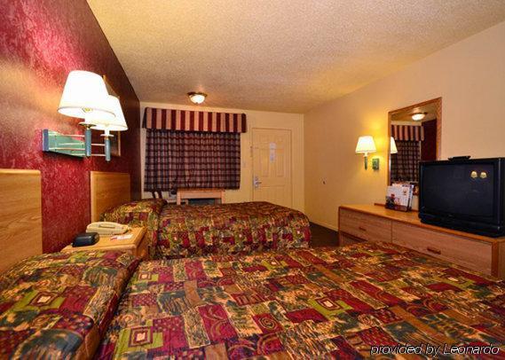 Econo Lodge Houston Brookhollow Oda fotoğraf
