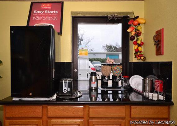 Econo Lodge Houston Brookhollow Restoran fotoğraf